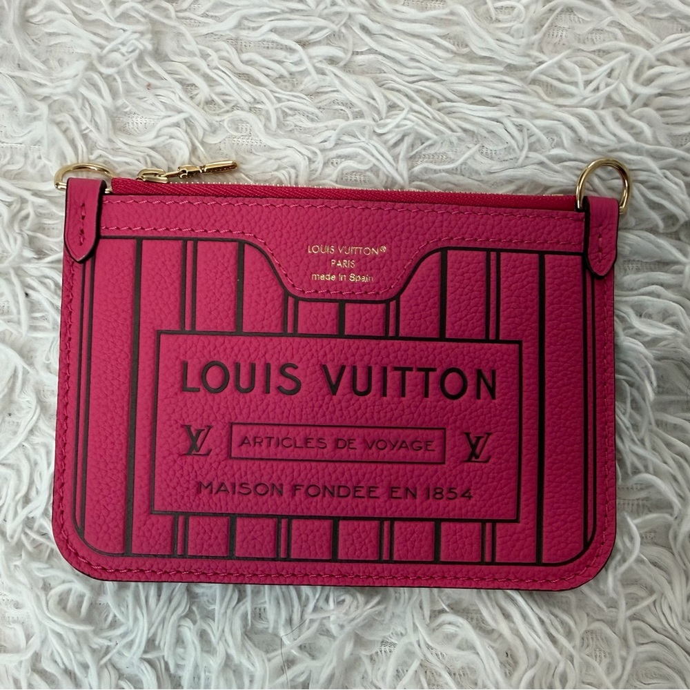 Louis Vuitton Inside Out Fuchsia Pouch - Picture 3 of 16